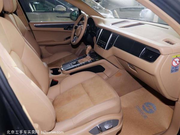 ʱ Macan 2014 Macan 2.0T