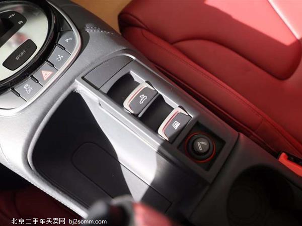 µR8 2014 Spyder 4.2 FSI quattro