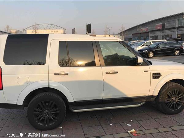 · Ĵ 2016 3.0 V6 SC SE