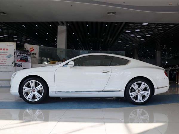  ŷ½ 2012 4.0T GT V8