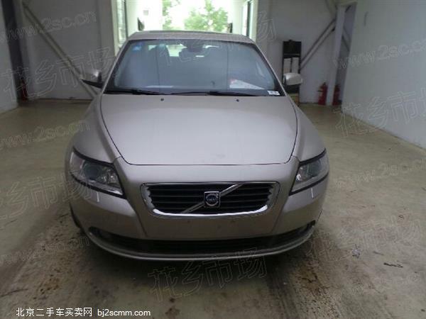 ֶS40 2009 2.5L T5 R-Design