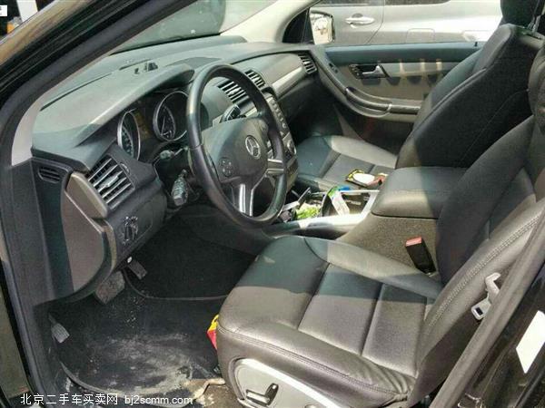 R 2011 R 300 L 