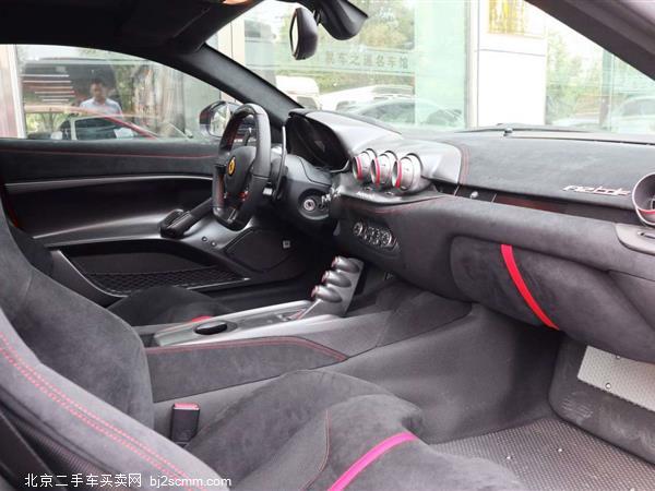 F12berlinetta