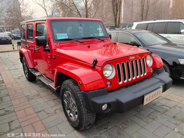  Jeep 2017  3.0L  Sahara