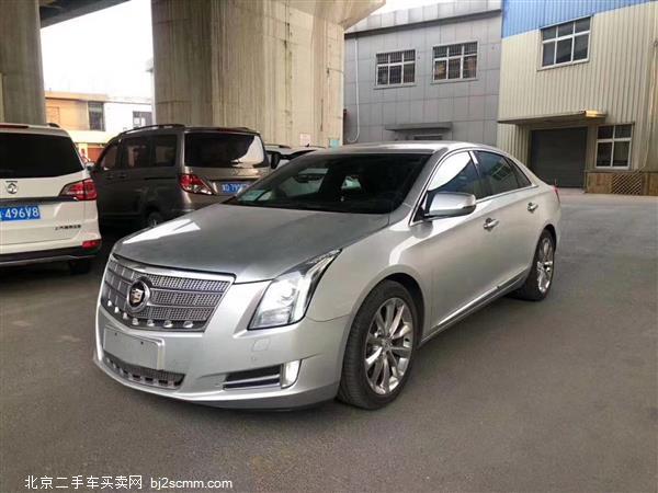 XTS 2015 28T 