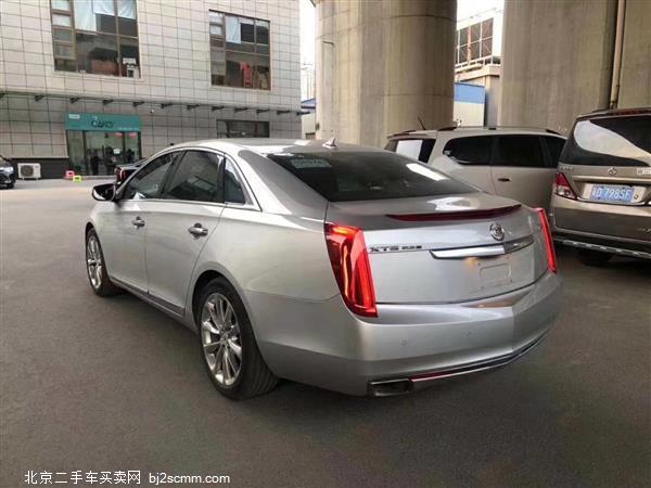 XTS 2015 28T 