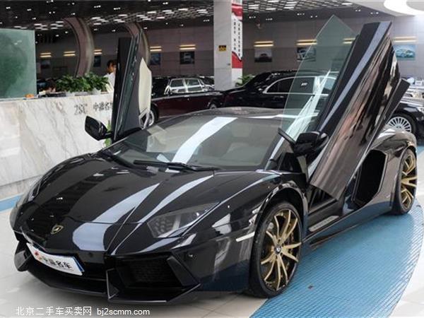   Aventador 2011 LP 700-4